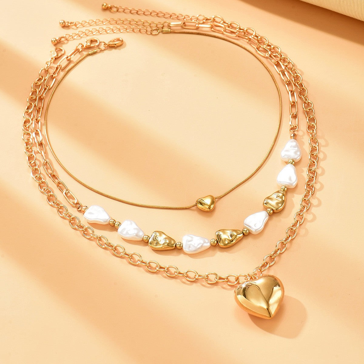 Classy Irregular Pearl & Heart Layered Necklace