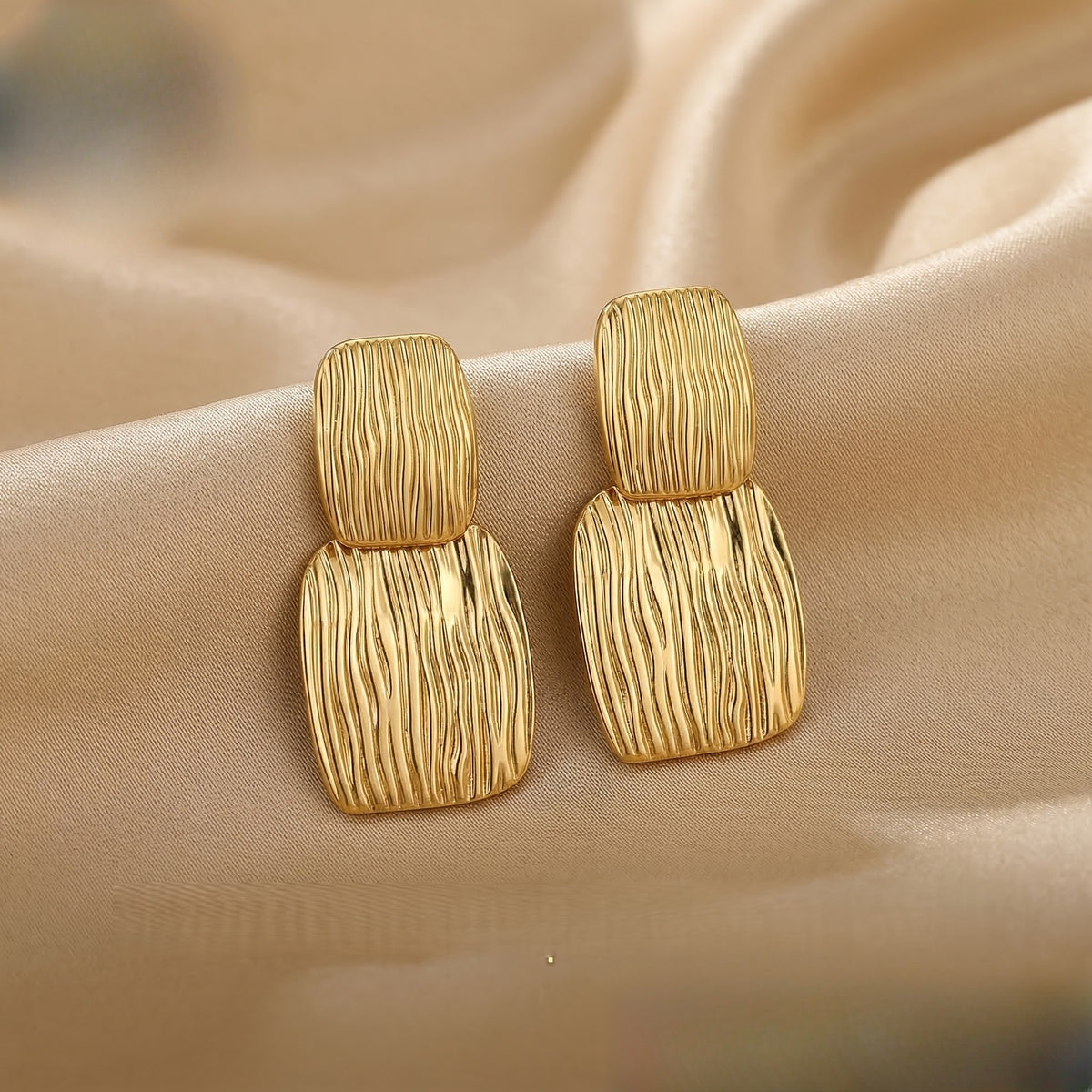 Classy Textured Geometric Drop Earrings