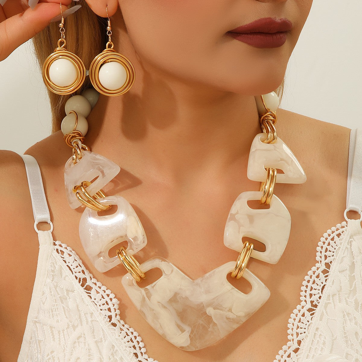 18k Boho Amber Resin Necklace & Earring Set