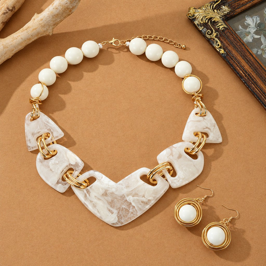 18k Boho Amber Resin Necklace & Earring Set