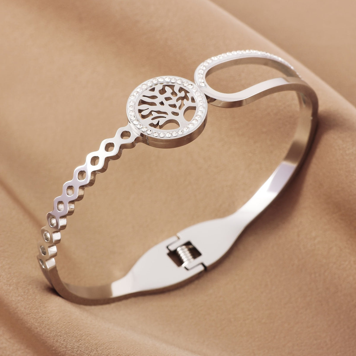 18k Elegant Tree of Life Cuff Bracelet