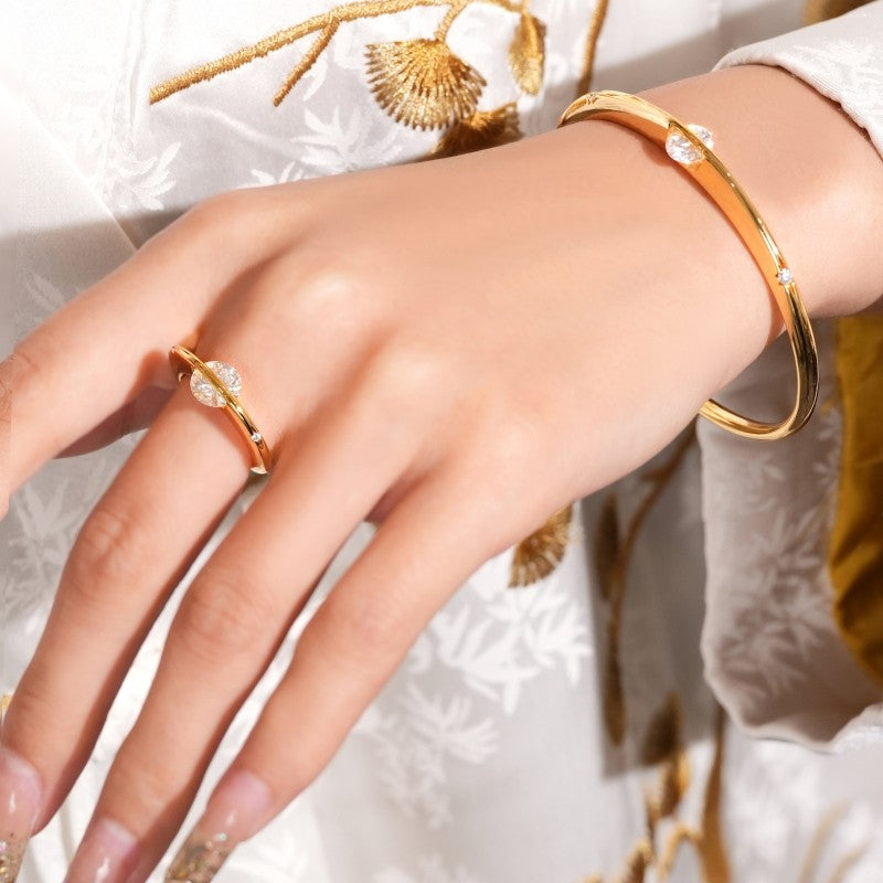 Elegant Celestial Zircon Ring