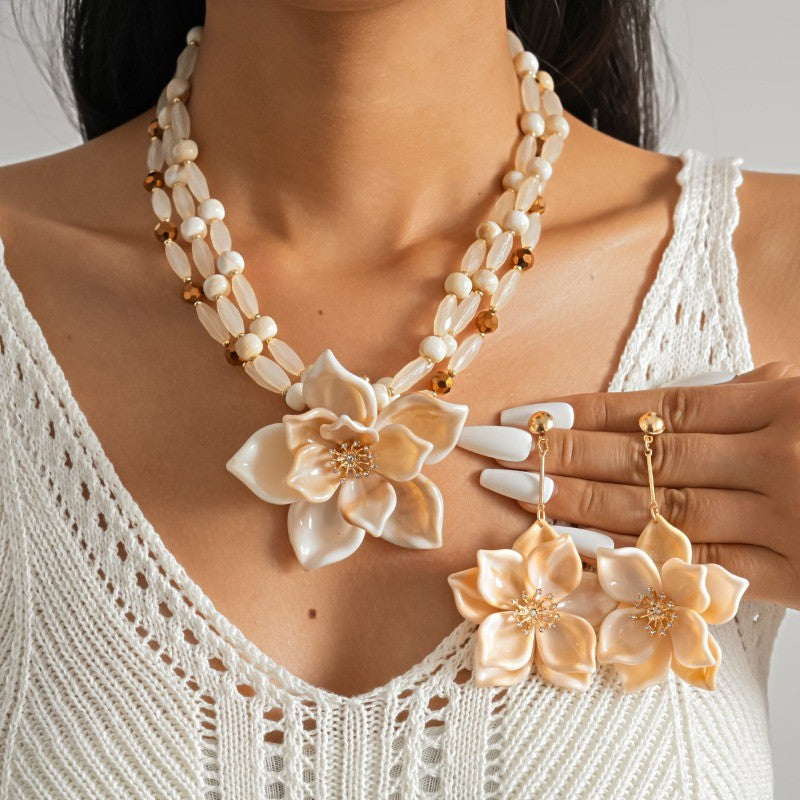 Elegant Acrylic Flower Necklace & Earring Set