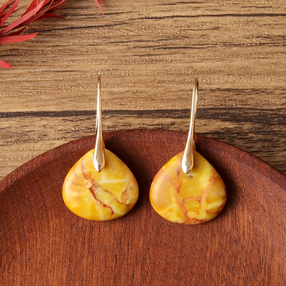 Elegant Yellow Agate Teardrop Earrings