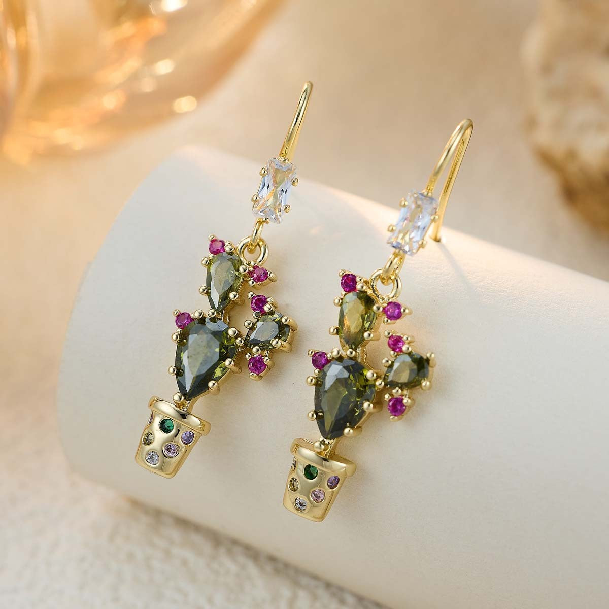 14k Vintage Potted Plant Earrings