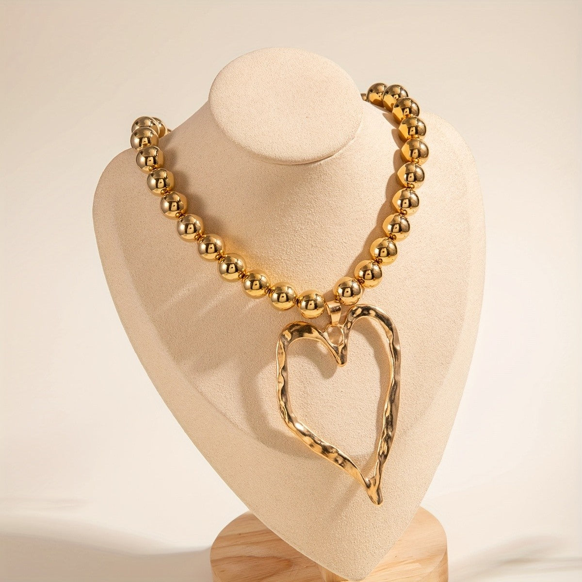 Classy Irregular Heart Bead Necklace