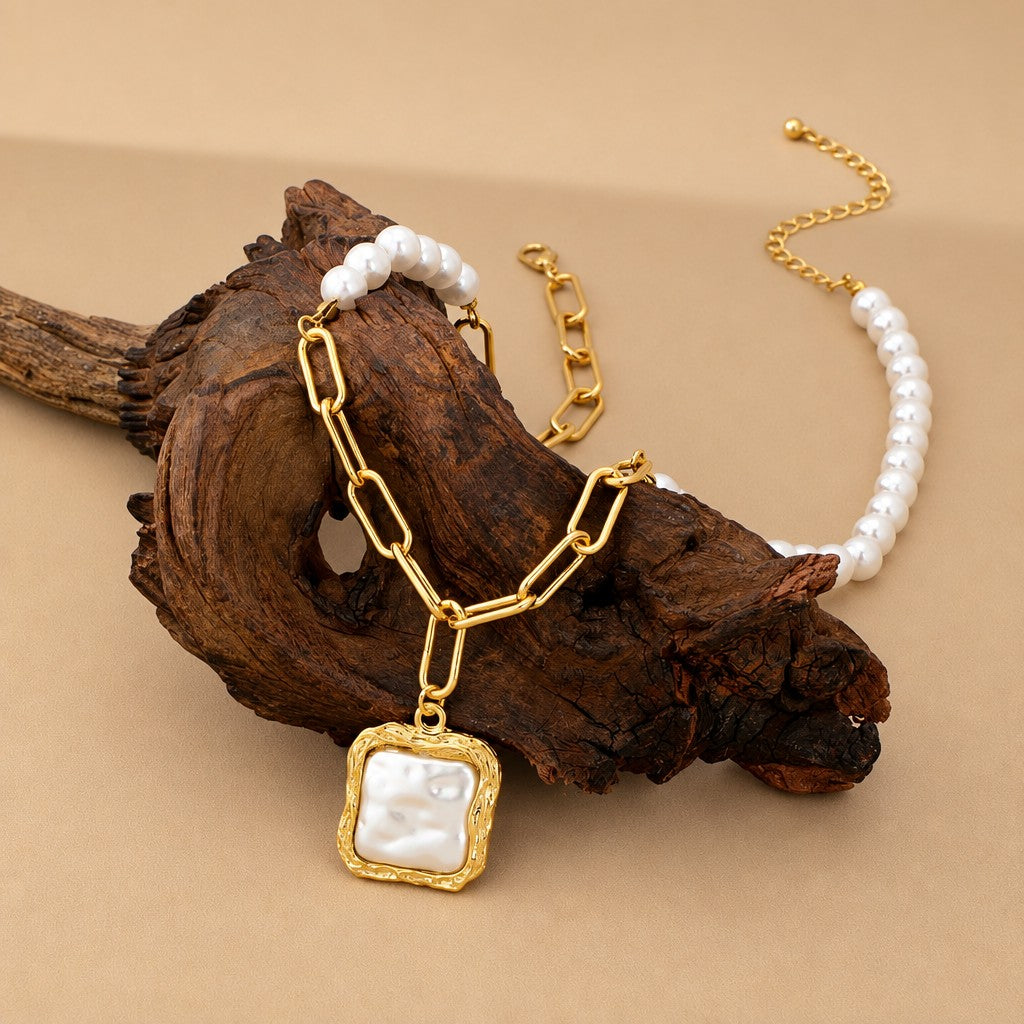14k Elegant Pearl Paperclip Square Necklace