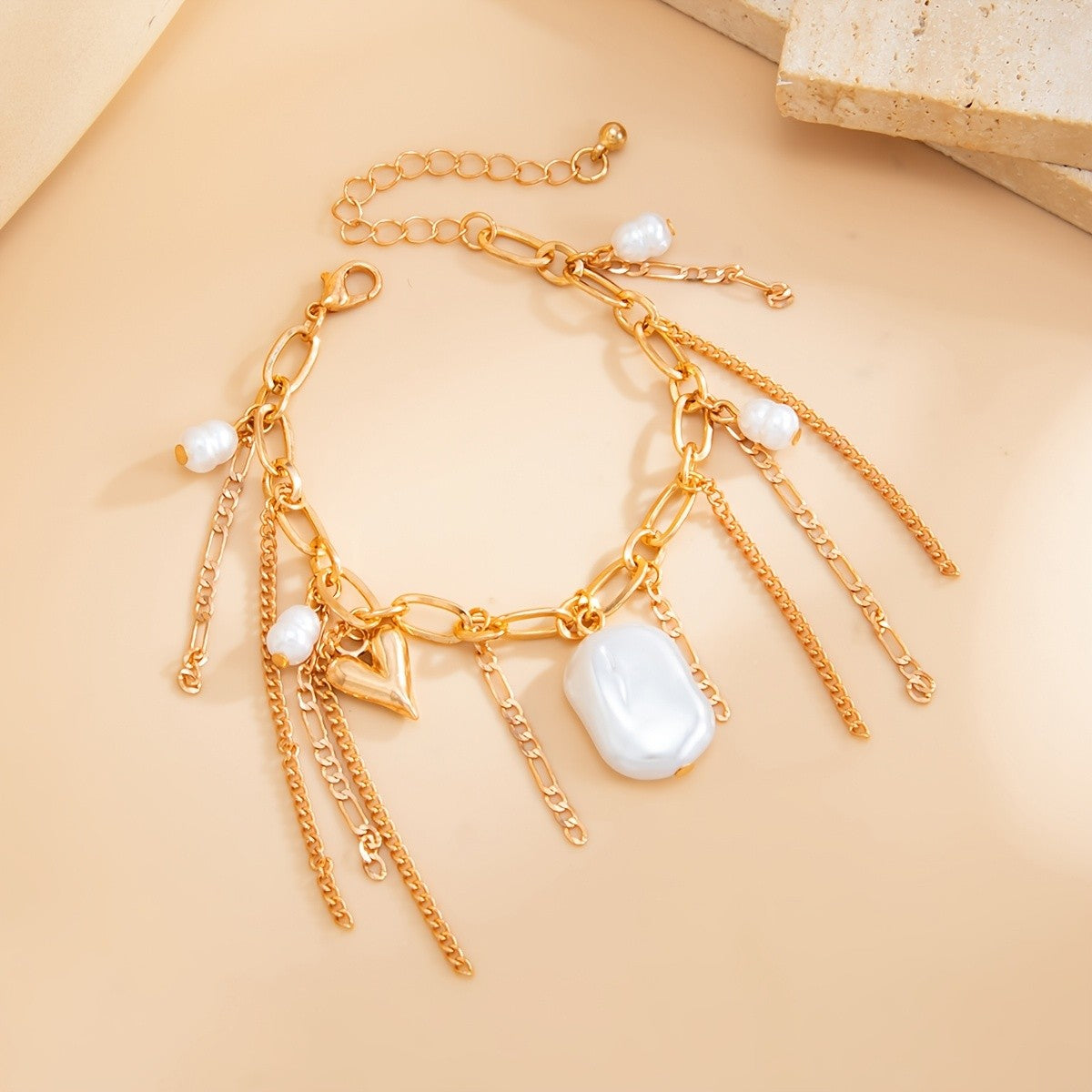 Classy Baroque Pearl Tassel Bracelet
