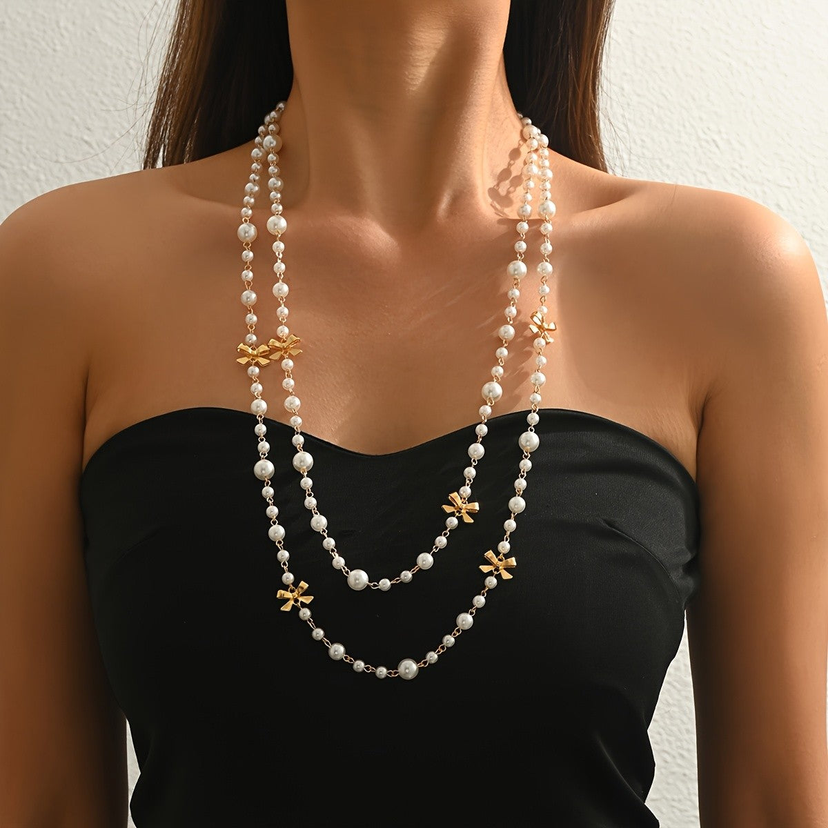Elegant Layered Pearl Bow Necklace