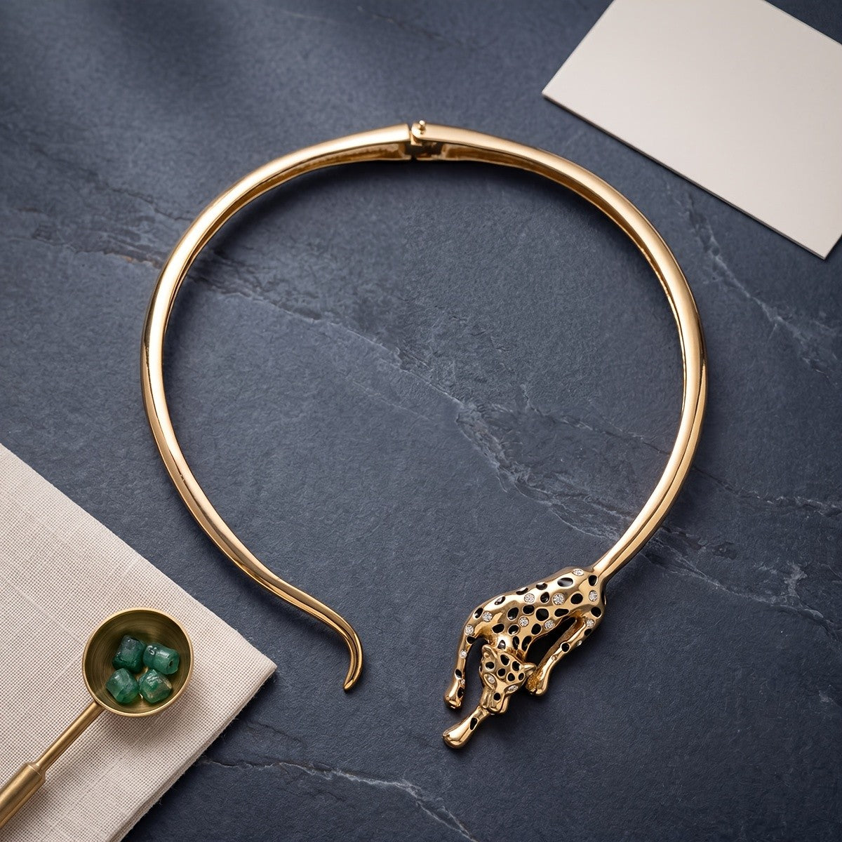 Classy Leopard Collar Necklace