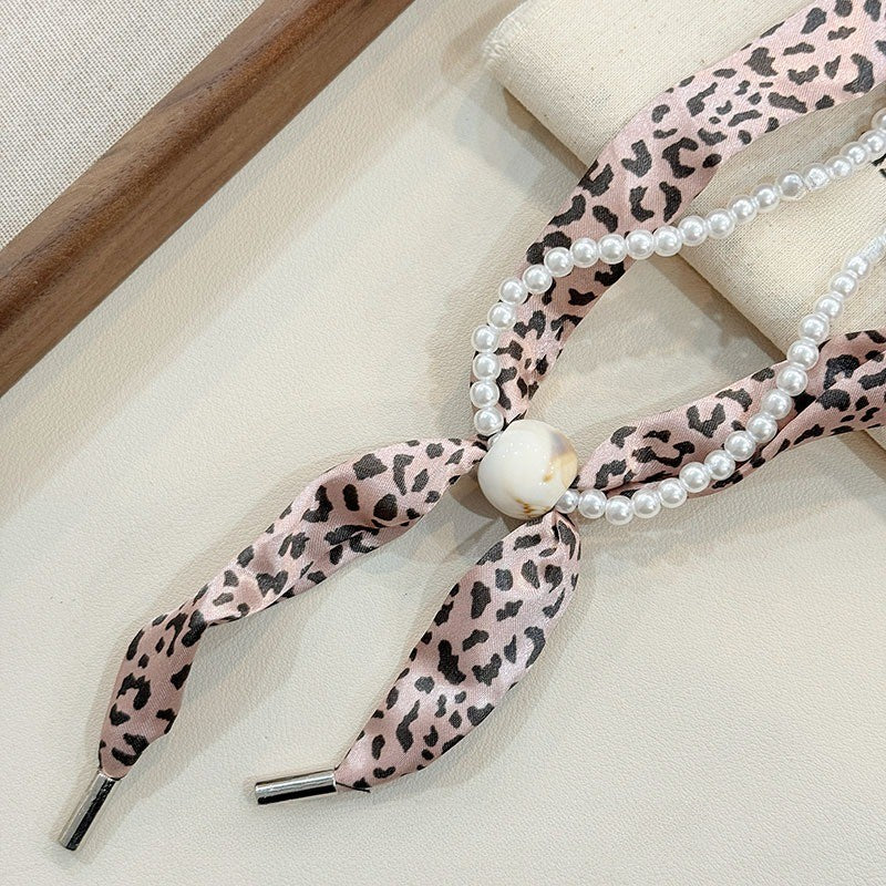 Elegant Pink Leopard Scarf Pearl Necklace