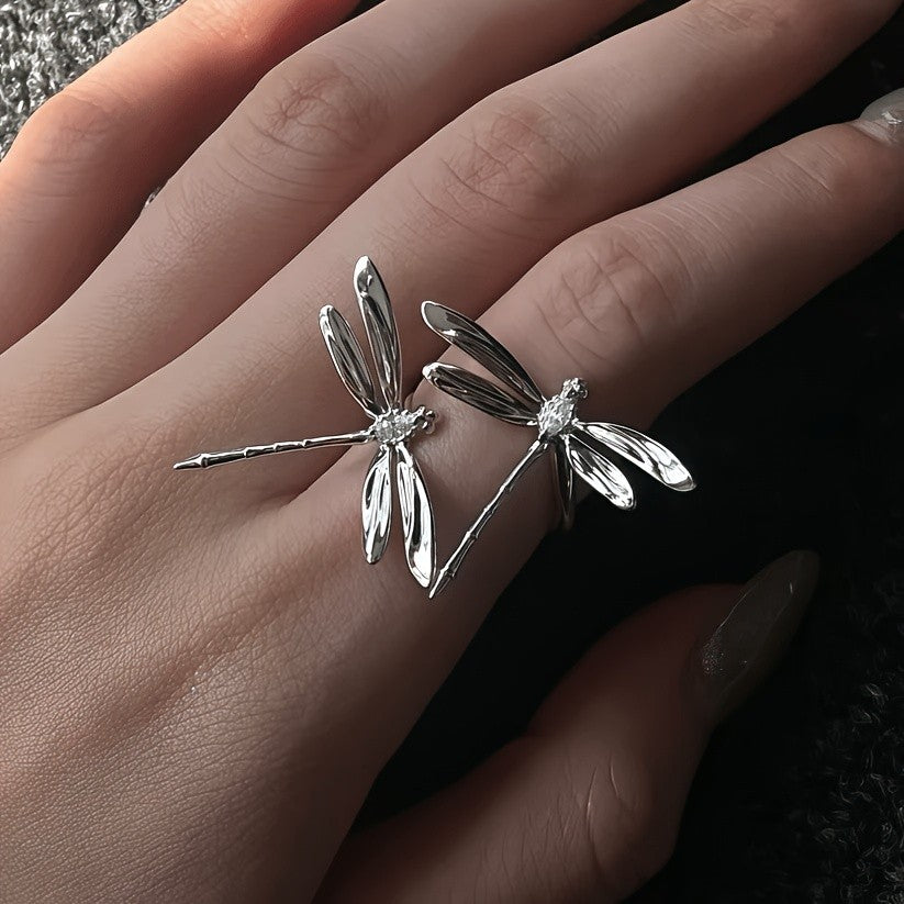 Dainty Dragonfly Zirconia Ring