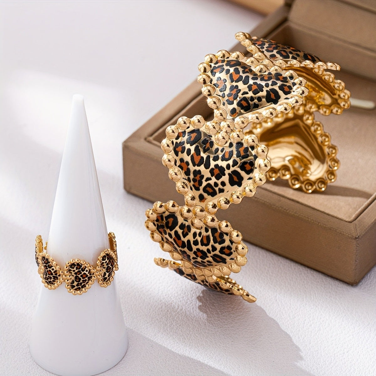 Classy Leopard Print Heart Jewelry Set