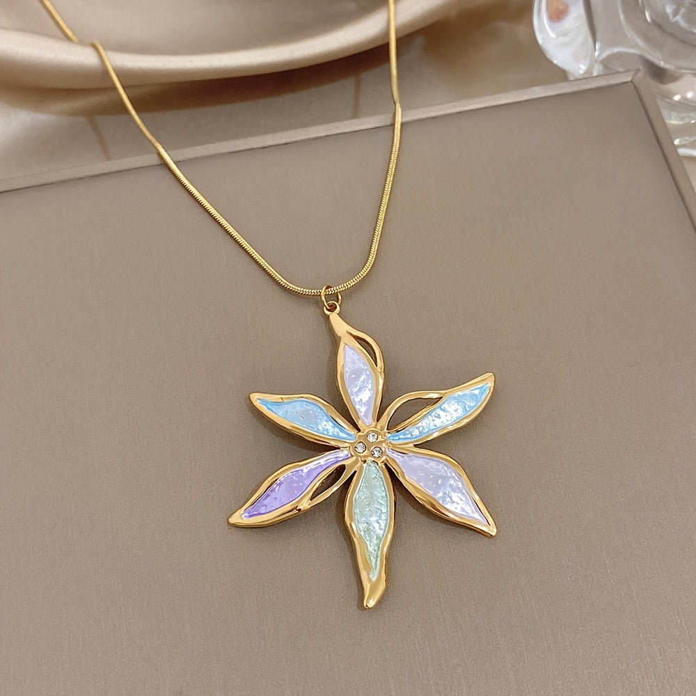 Elegant Iridescent Floral Necklace