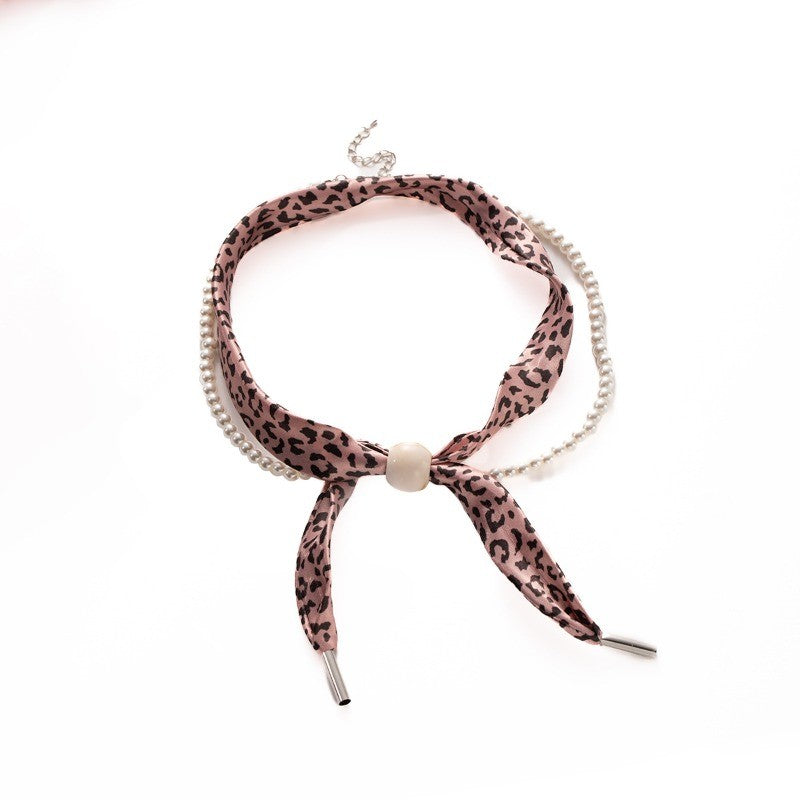 Elegant Leopard Print Pearl Scarf Necklace