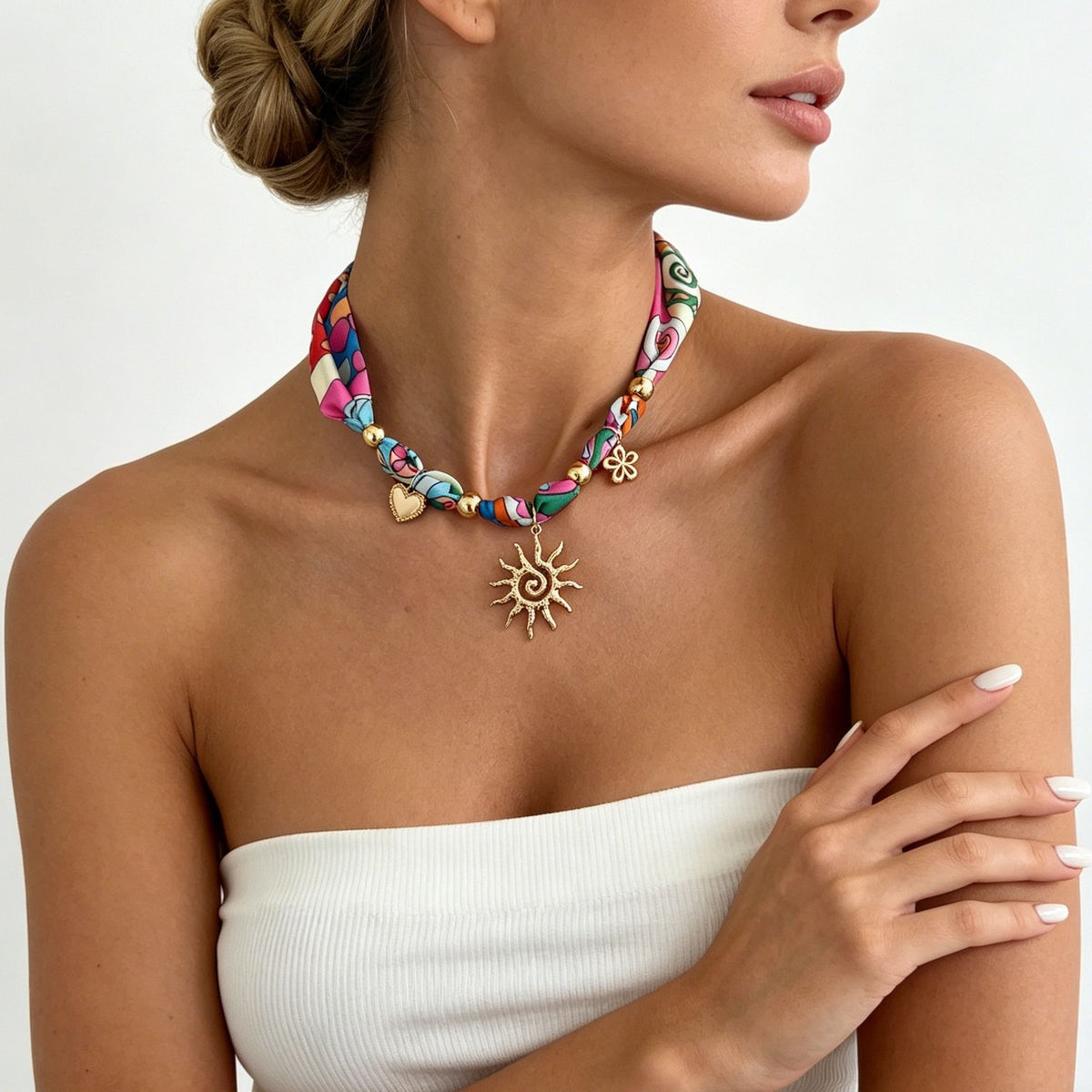 18k Vintage Floral Scarf Moon Necklace