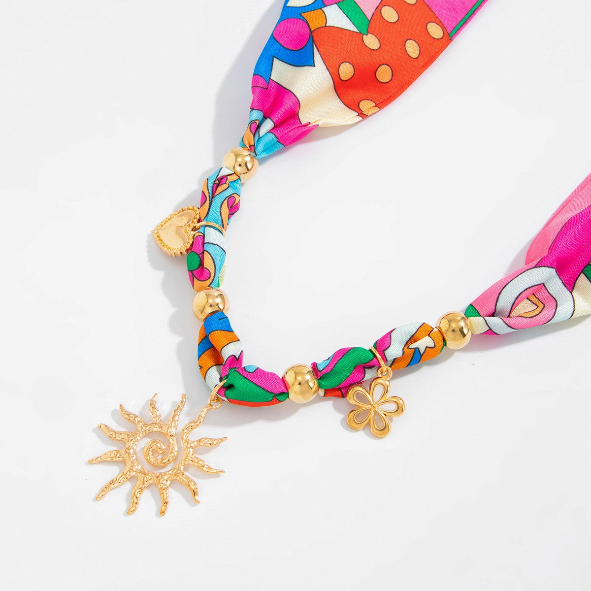 18k Vintage Floral Scarf Moon Necklace