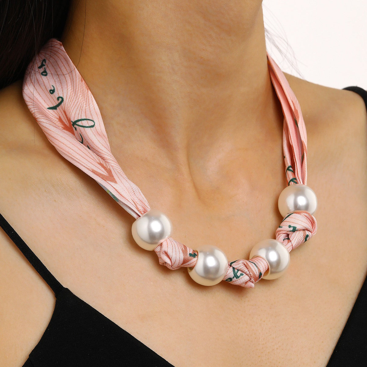 Dainty Floral Print Scarf Pearl Necklace