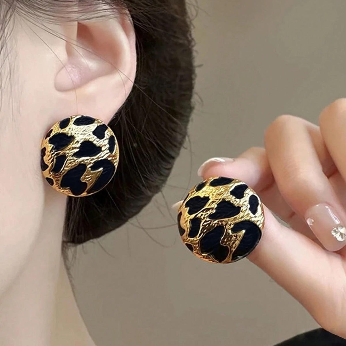 Vintage Leopard Print Disc Stud Earrings