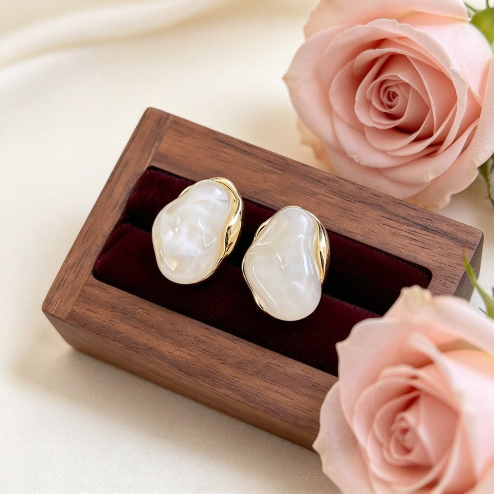 Classy Smoky Resin Irregular Stud Earrings