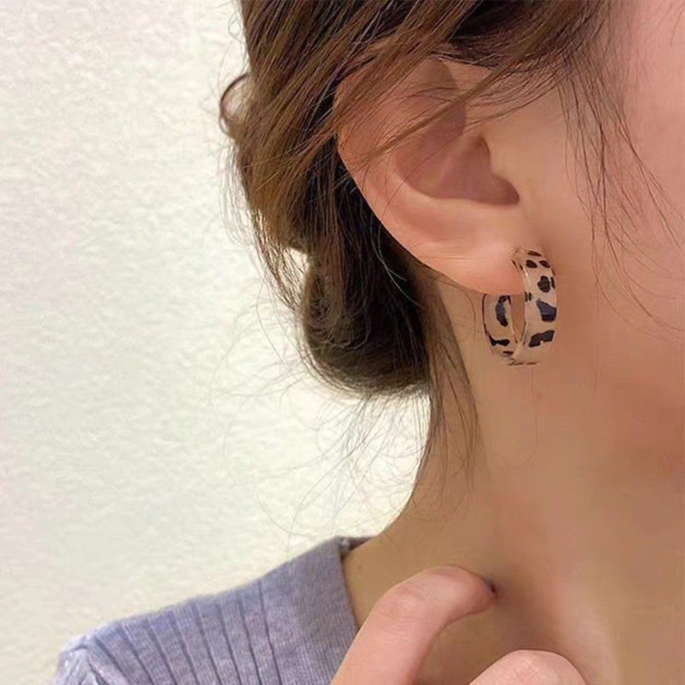 Vintage Leopard Print Acrylic Hoop Earrings