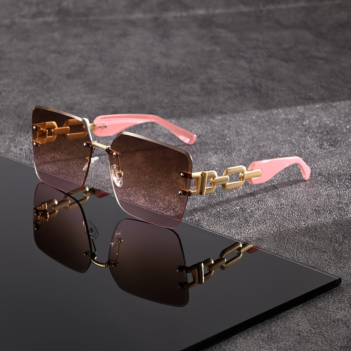 Classy Chain Link Square Sunglasses