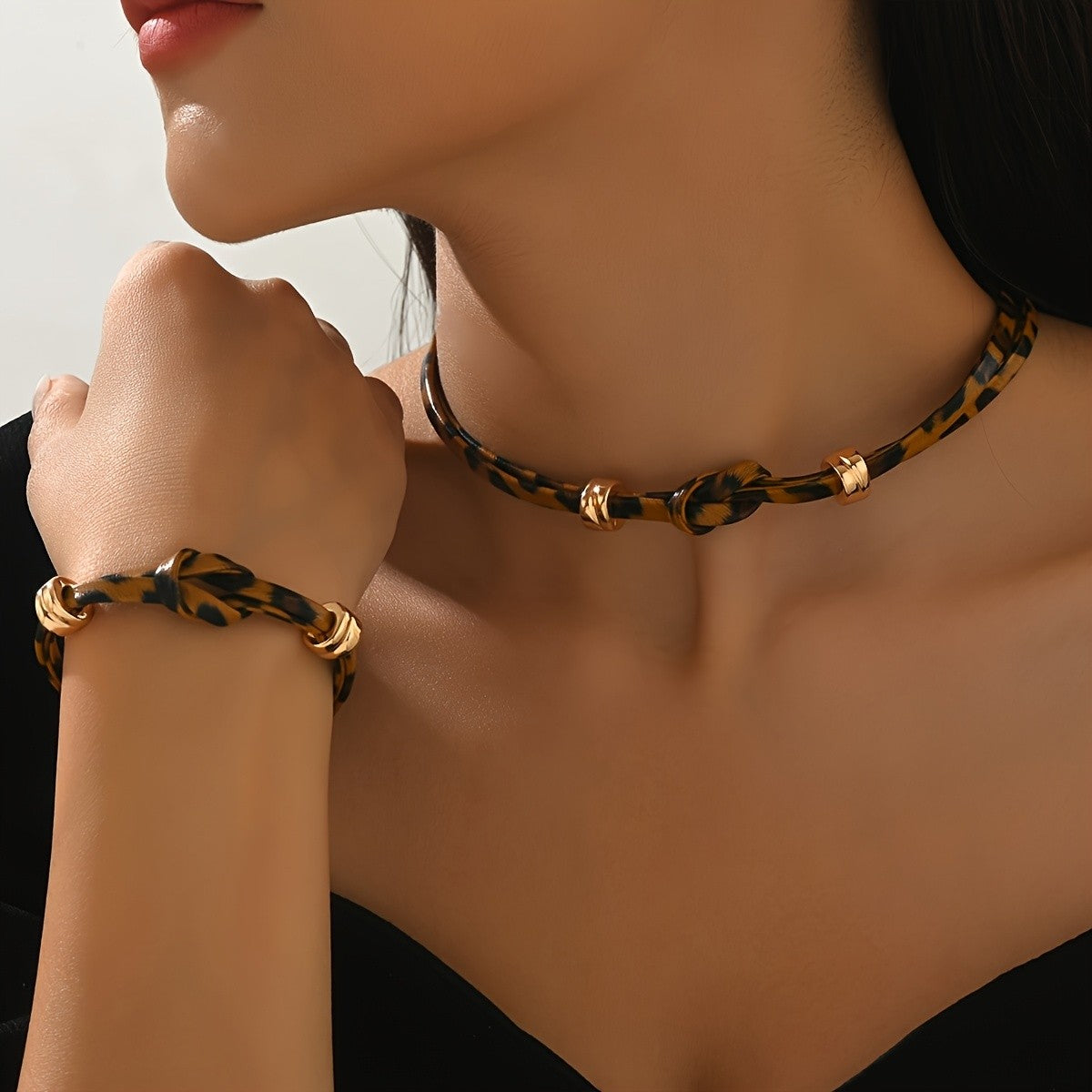 Vintage Leopard Print Choker Set