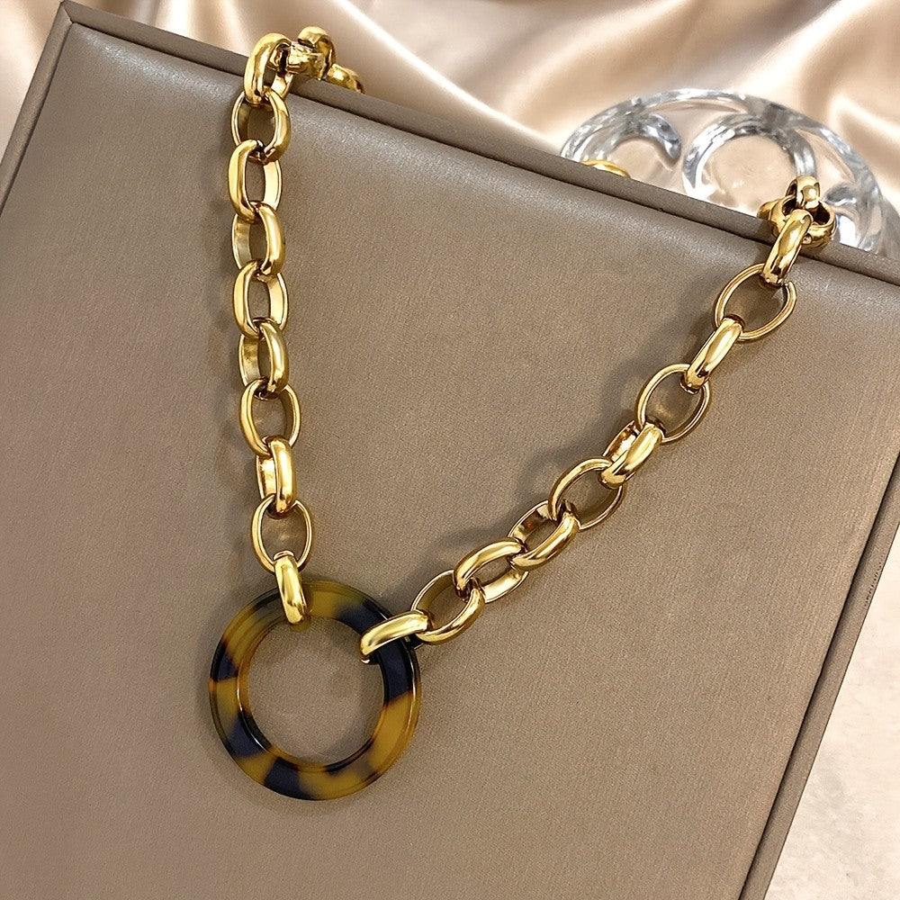 Classy Tortoise Shell Chain Necklace