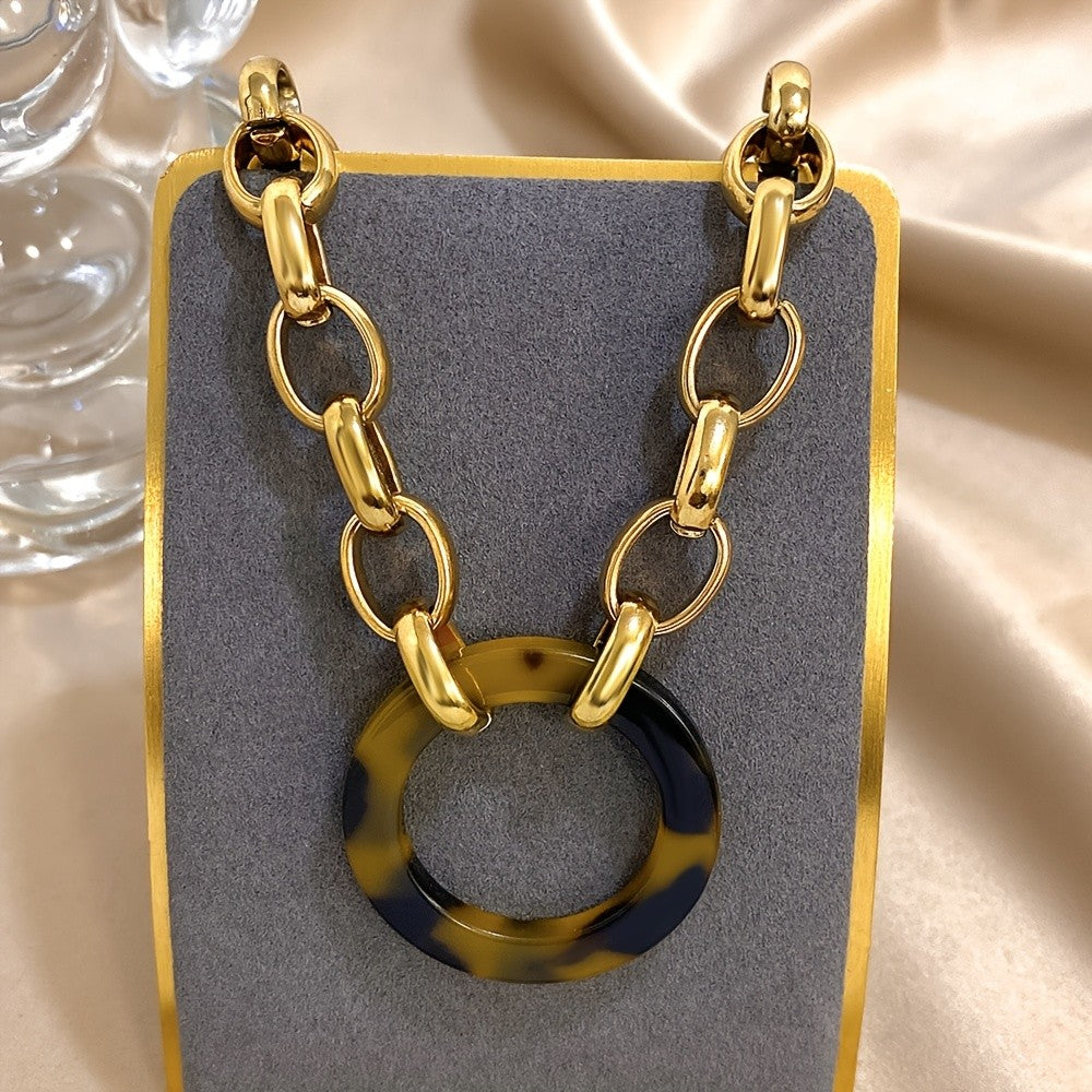 Classy Tortoise Shell Chain Necklace
