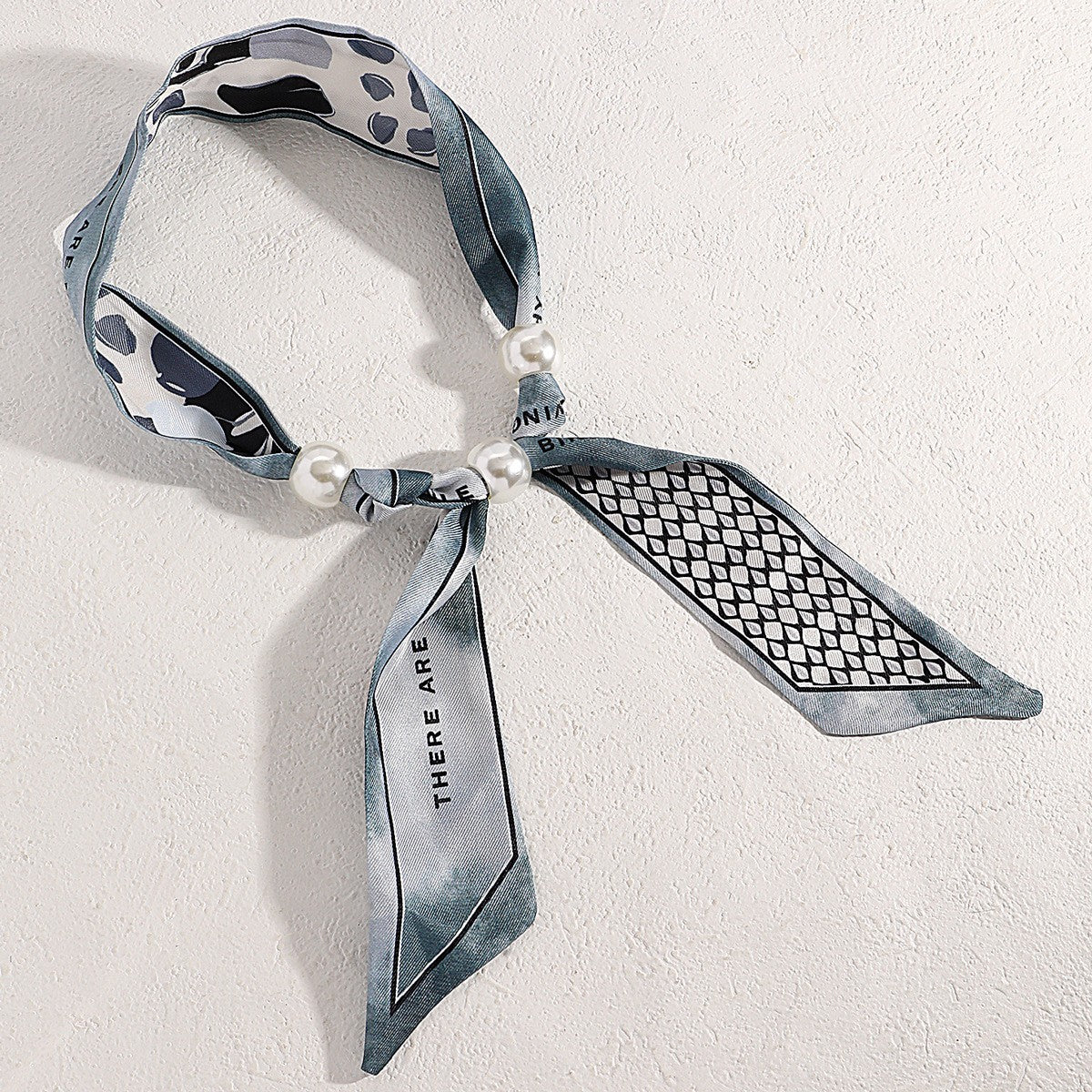 Elegant Botanical Print Scarf Pearl Necklace & Bracelet Set