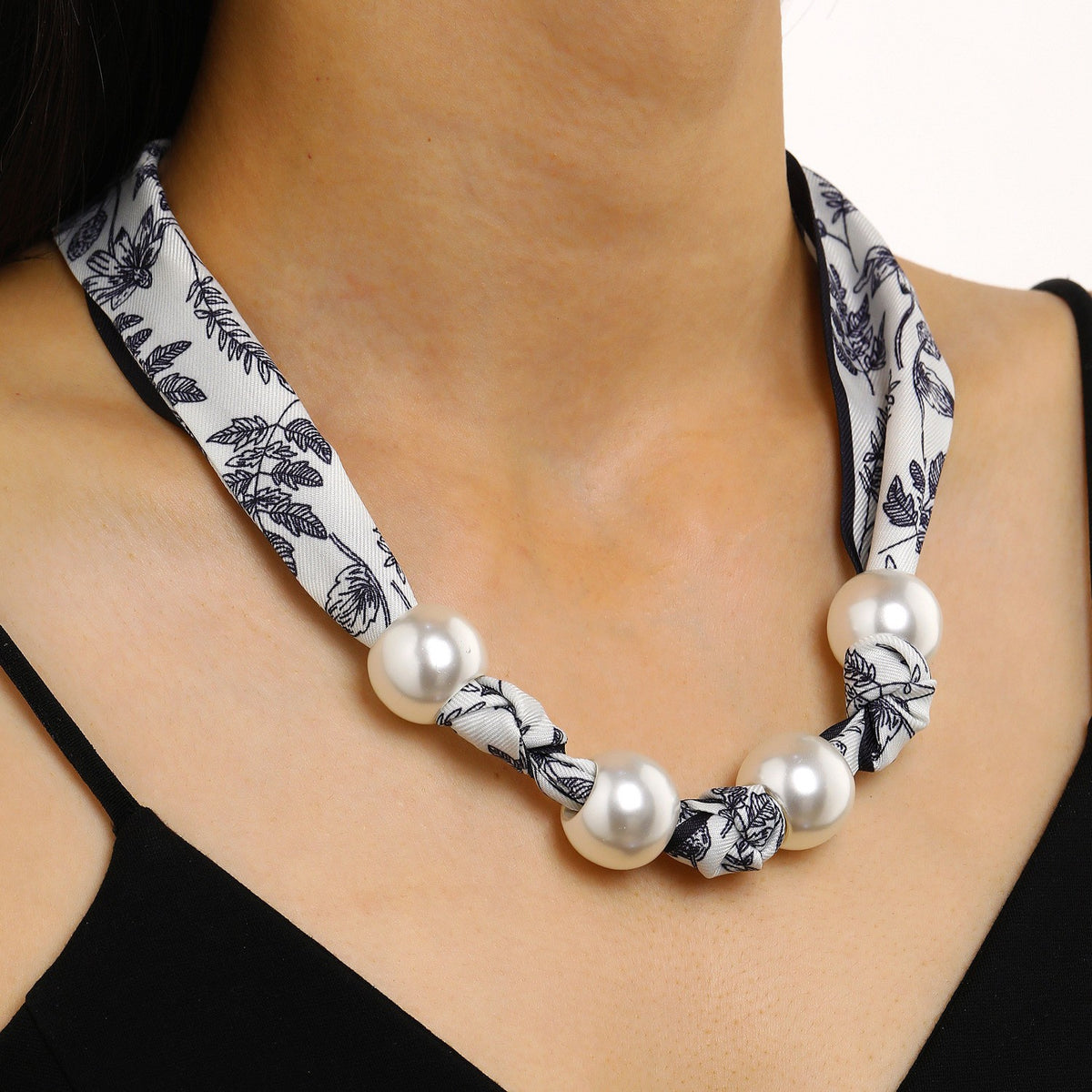 Elegant Botanical Print Scarf Pearl Necklace & Bracelet Set