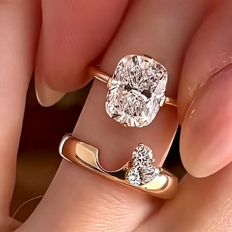 Elegant Square Zircon Ring