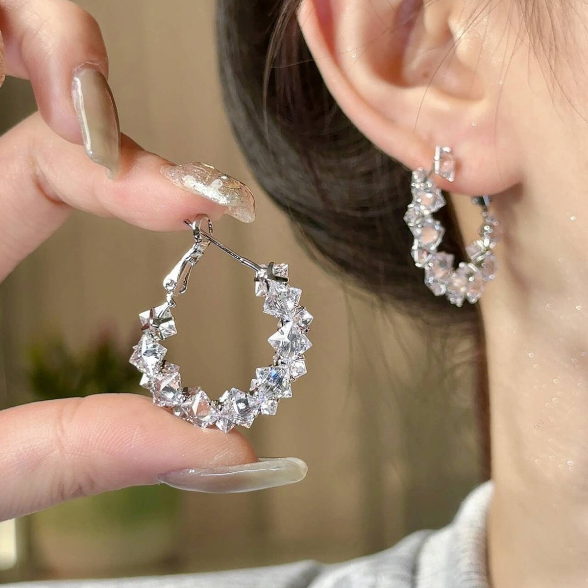 Elegant Zircon Hoop Earrings