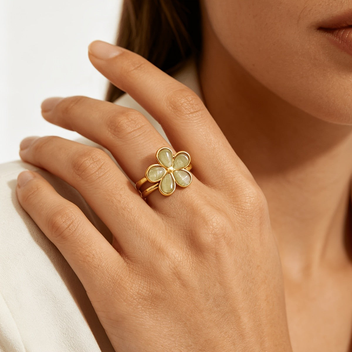 18k Boho Cat's Eye Flower Ring