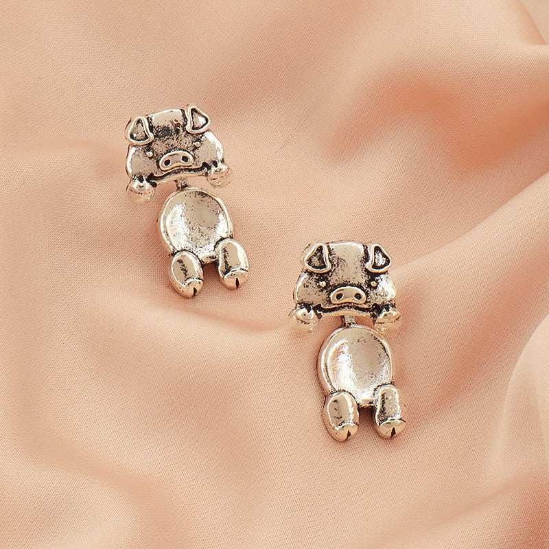 Classy Vintage Pig Stud Earrings
