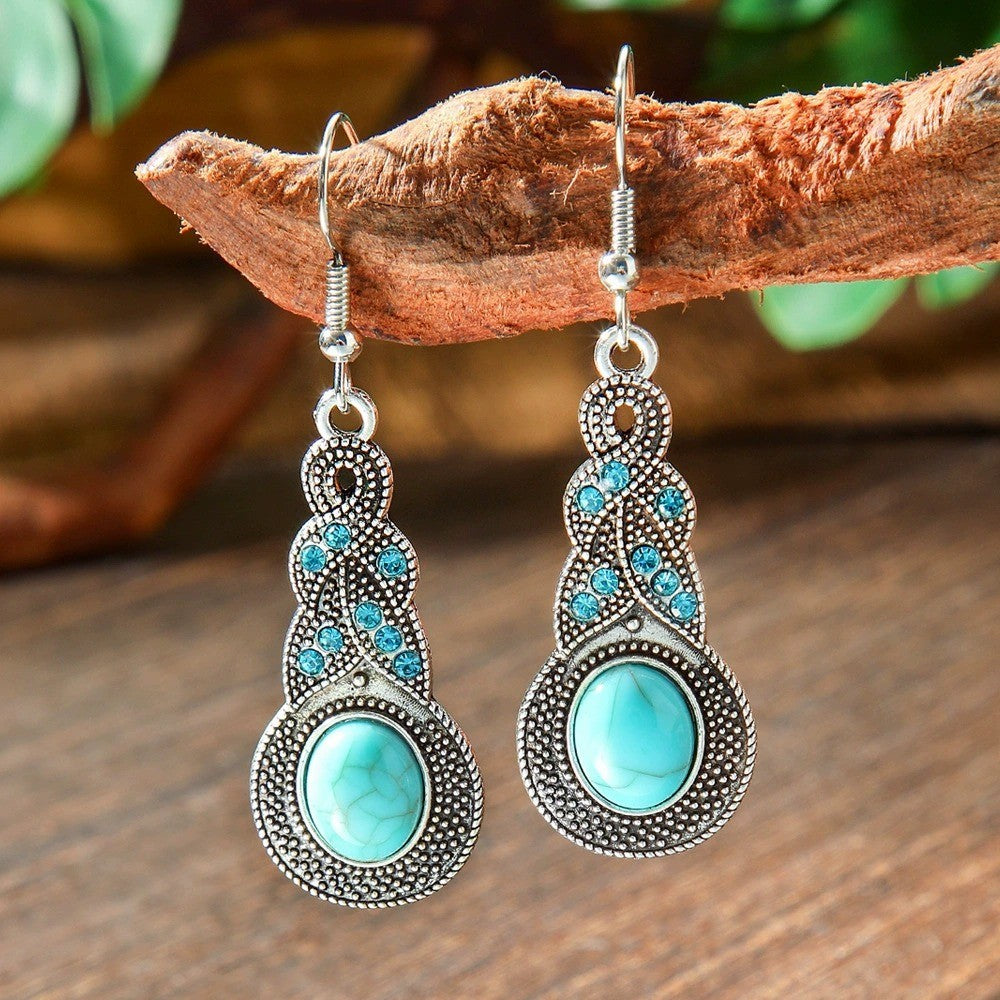Vintage Inspired Turquoise Oval Dangle Earrings