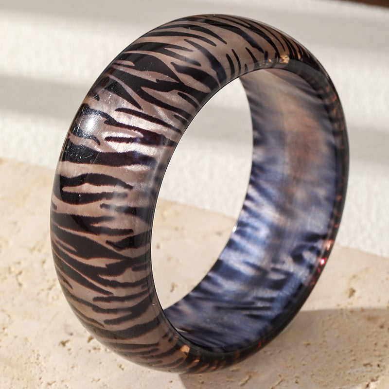 Classy Mixed Animal Print Resin Bangle