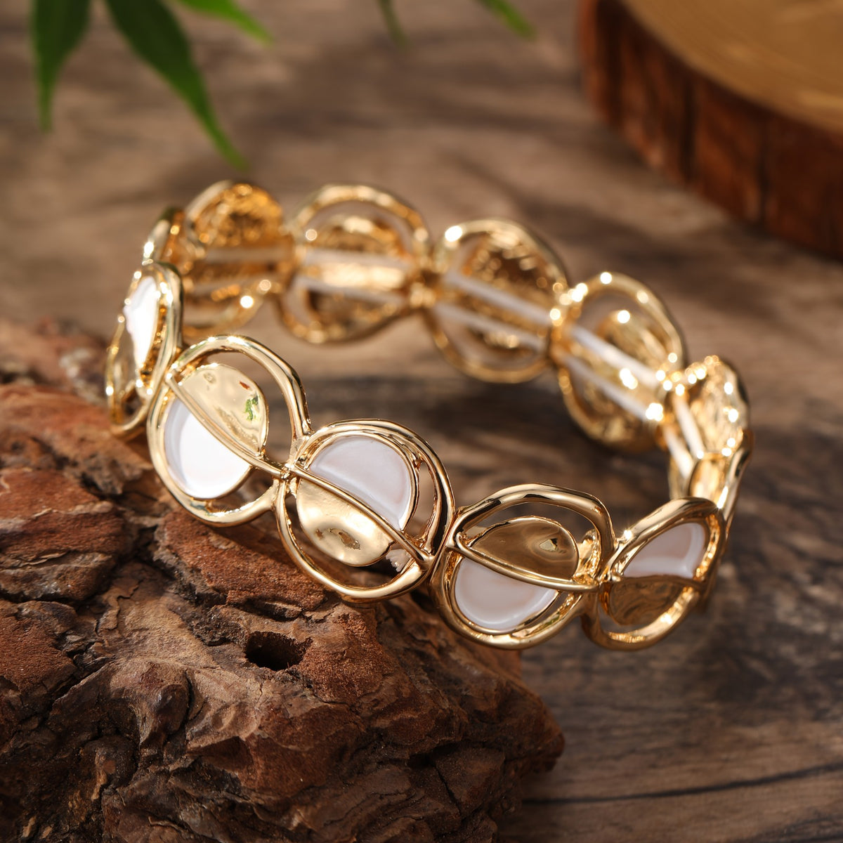 Boho Vintage Enamel Stretch Bracelet