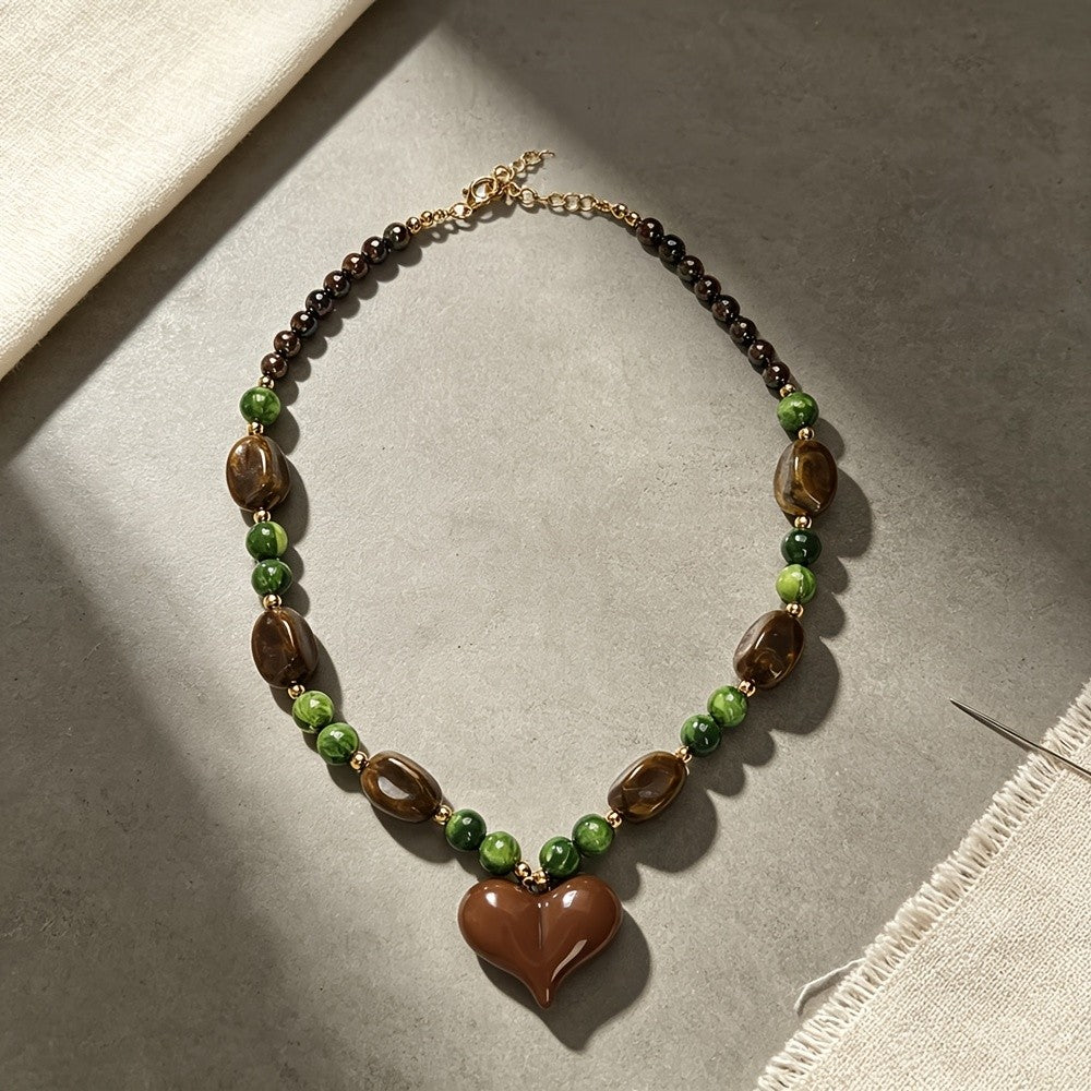 Vintage Brown Resin Heart Beaded Necklace