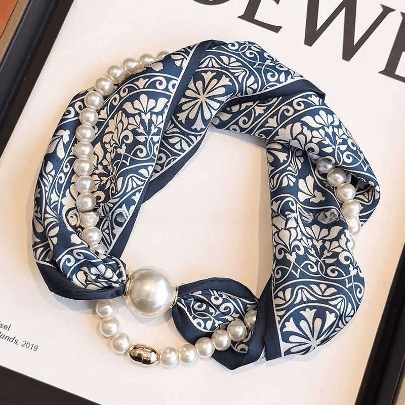 Elegant Tropical Leaf Scarf Necklace