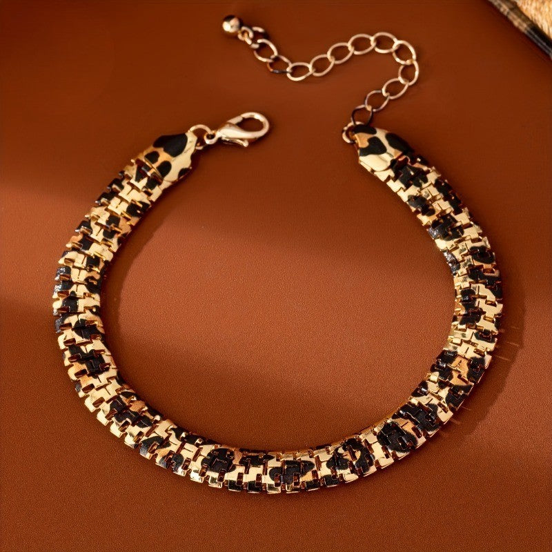 Classy Leopard Link Bracelet
