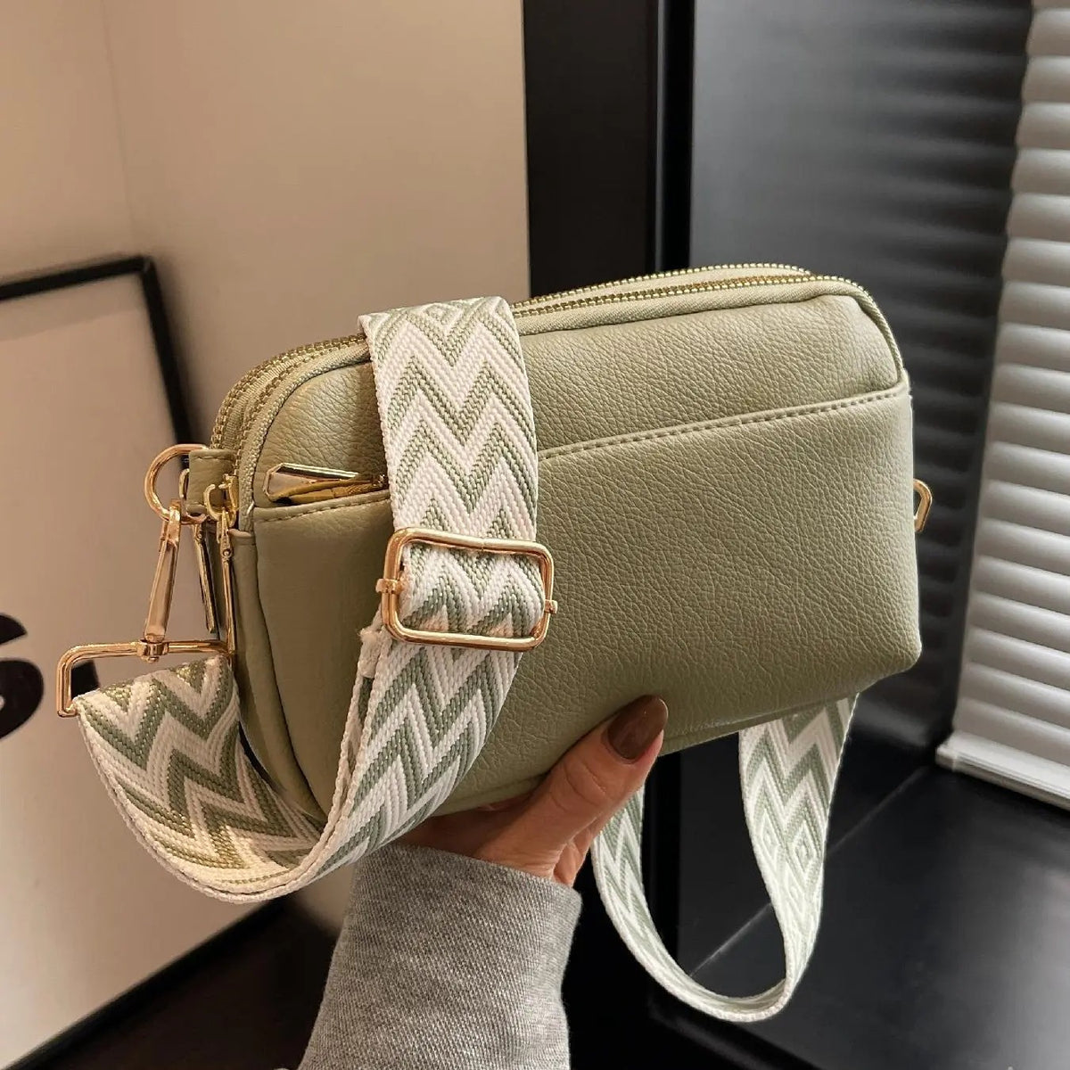 Chic Geometric Strap Crossbody Bag