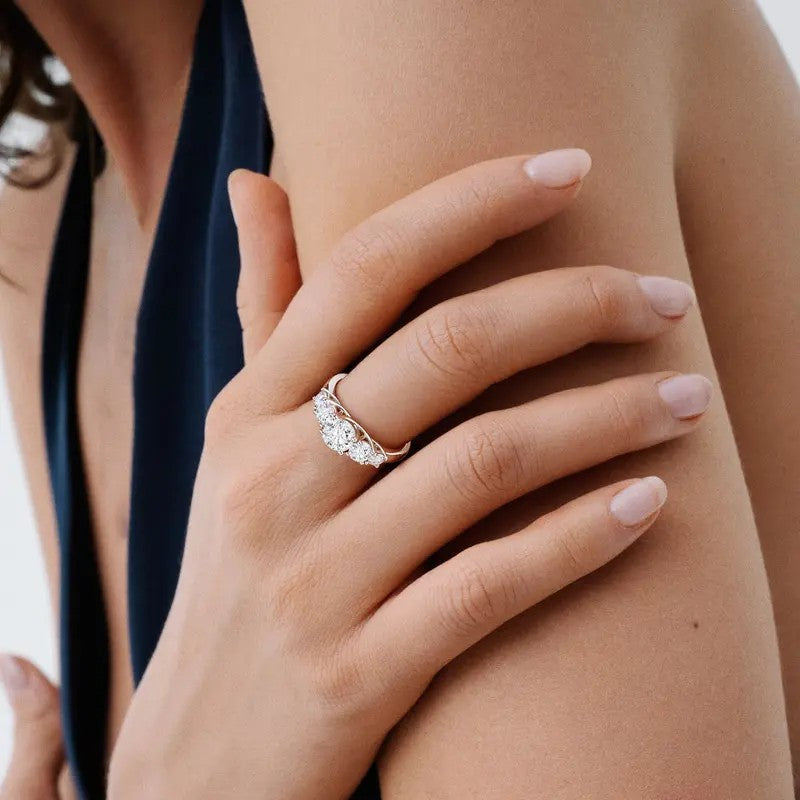 Elegant 5-Stone Round Moissanite Ring