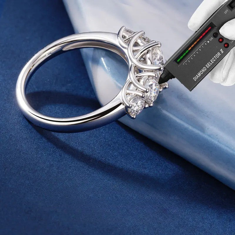 Elegant 5-Stone Round Moissanite Ring