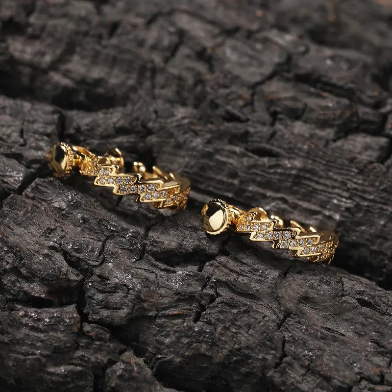Dainty Lightning Bolt Stud Earrings