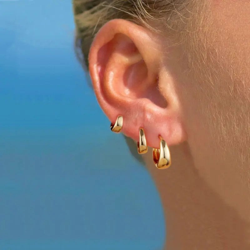3pc Dainty Gold Huggie Hoop Earring Set