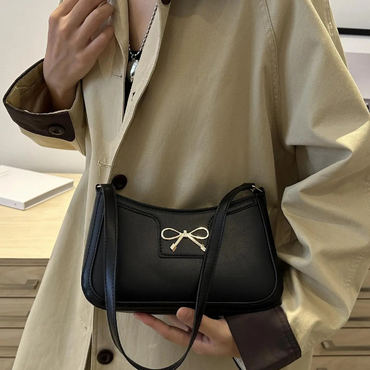 Classy Bow Accent Shoulder Bag