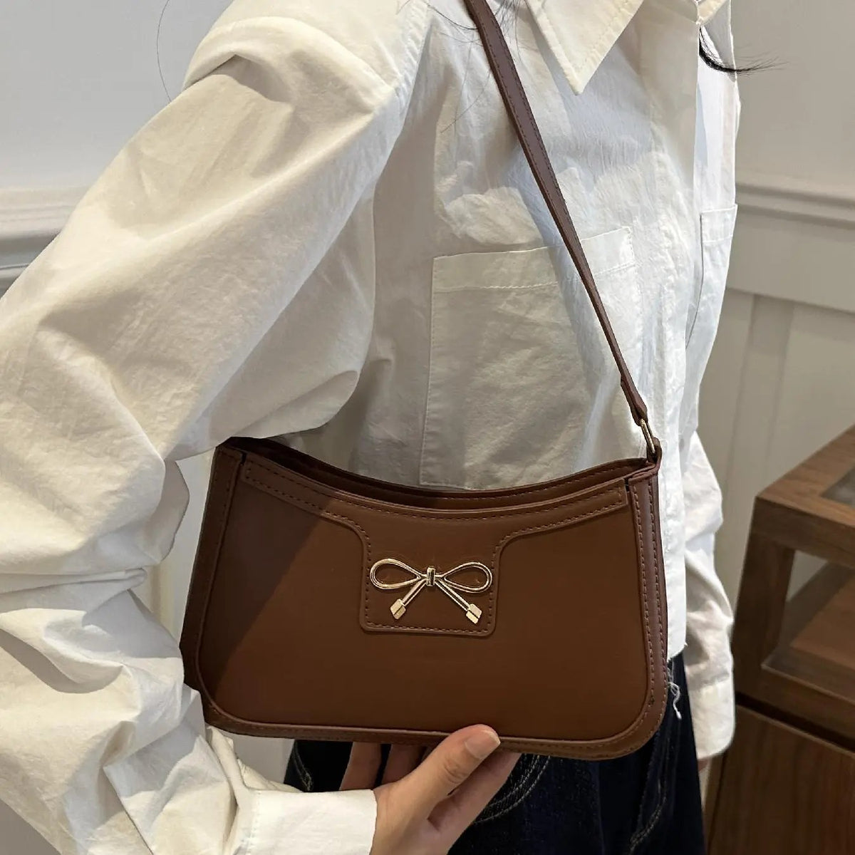 Classy Bow Accent Shoulder Bag