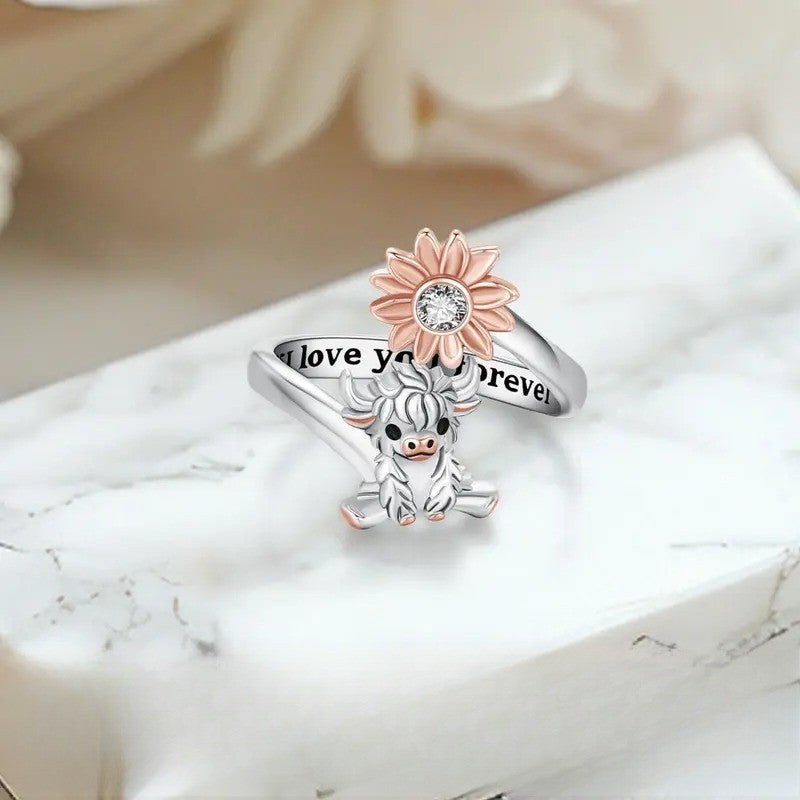 Romantic Highland Cow Flower Ring