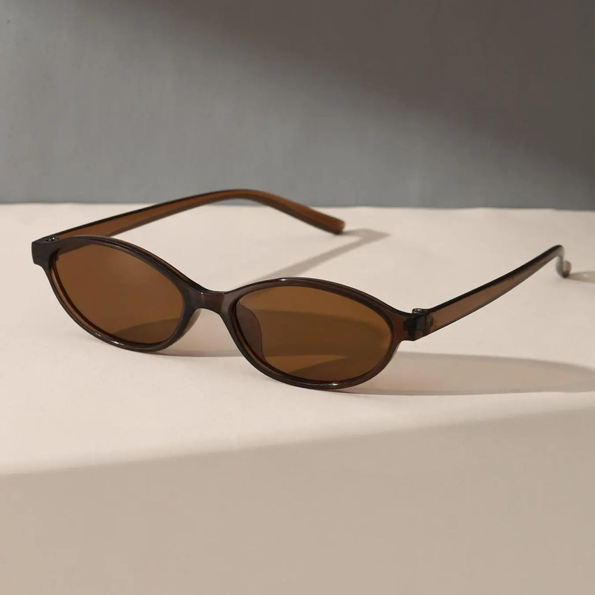 Classy Leopard Oval Sunglasses